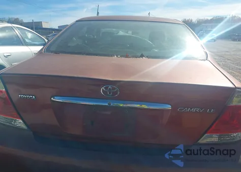 2005 Toyota Camry Le from USA, damaged, VIN 4T1BE32K55U408421